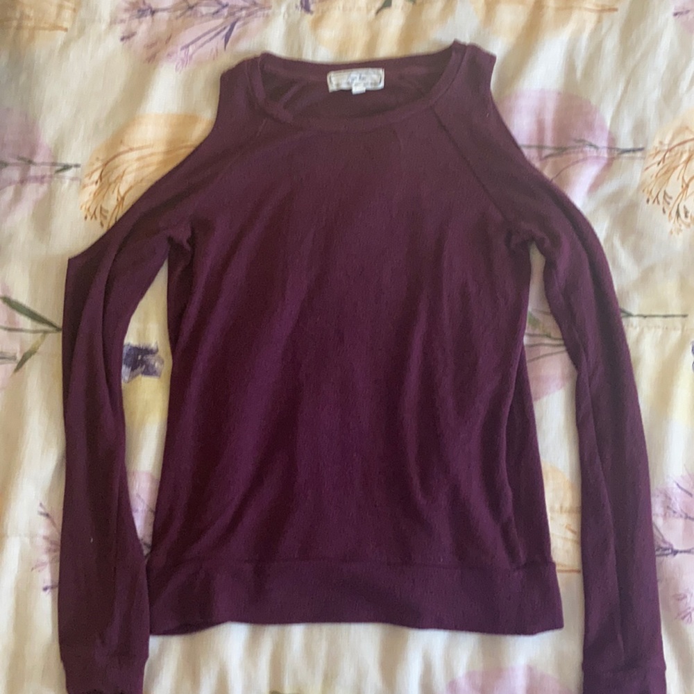 A long sleeve shirt